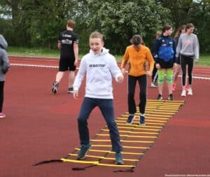 2021-05-30-outdoor-training-badminton-hannover-verein_24