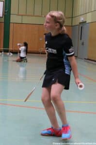 2021-10-02-landesmeisterschaft-u11-u15-badminton-hannover-training_04_kl