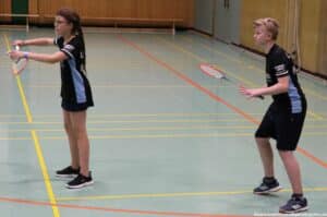 2021-10-03-landesmeisterschaft-u11-u15-badminton-hannover-training_kl