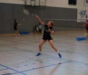 2023-09-09_10_ndrlt_isernhagen_03_badminton-hannover